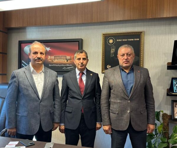 Sağlık-Sen’in Meclis mesaisi devam ediyor: Gündem sağlık profesyonellerinin talepleri