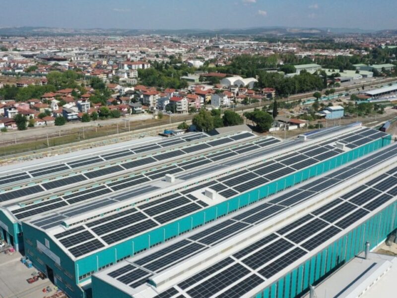 Milli Hızlı Tren Güneş Enerjisi İle Üretiliyor