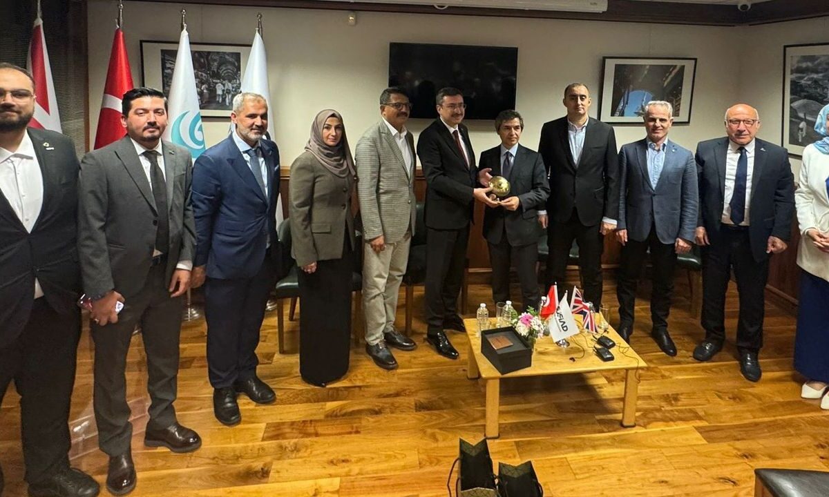 Londra’da ‘Türkiye-İngiltere yatırım köprüsü’ paneli